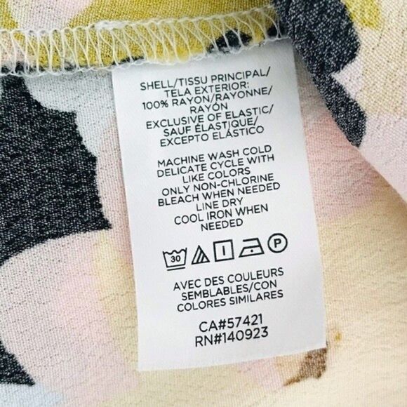 Loft Floral Smocked Short Sleeves Pastels Retro Modest Party Dress - Picture 10 of 10